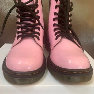 Dr. Martens Girls T Pale Pink Patent Leather Boots - Size 1